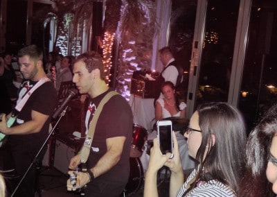 Groom Guitarist